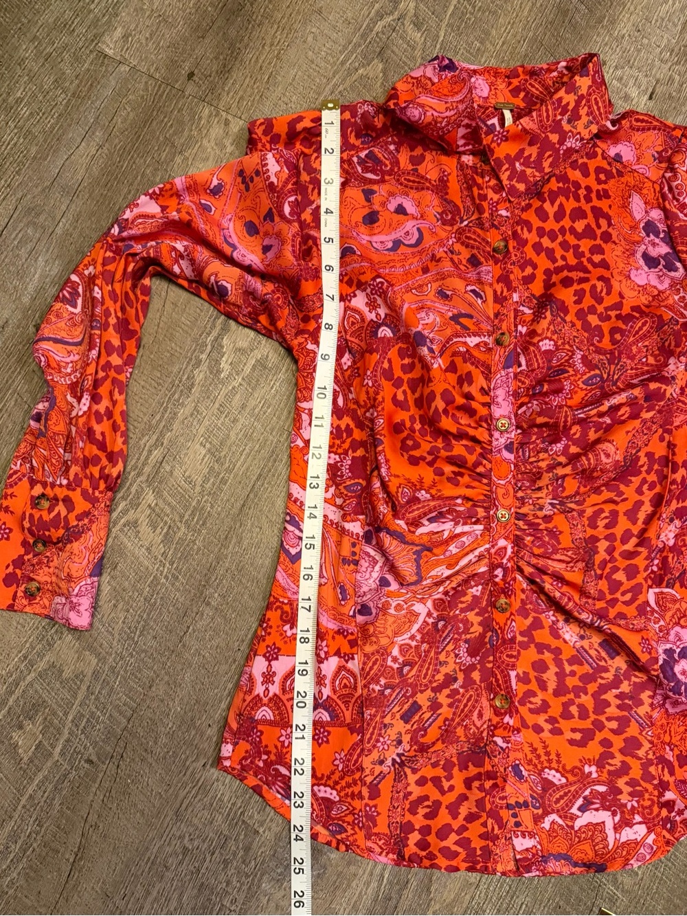 Free People XS Orange Paisley Leopard Ruched Button Down Blouse Boho - Picture 13 of 14
